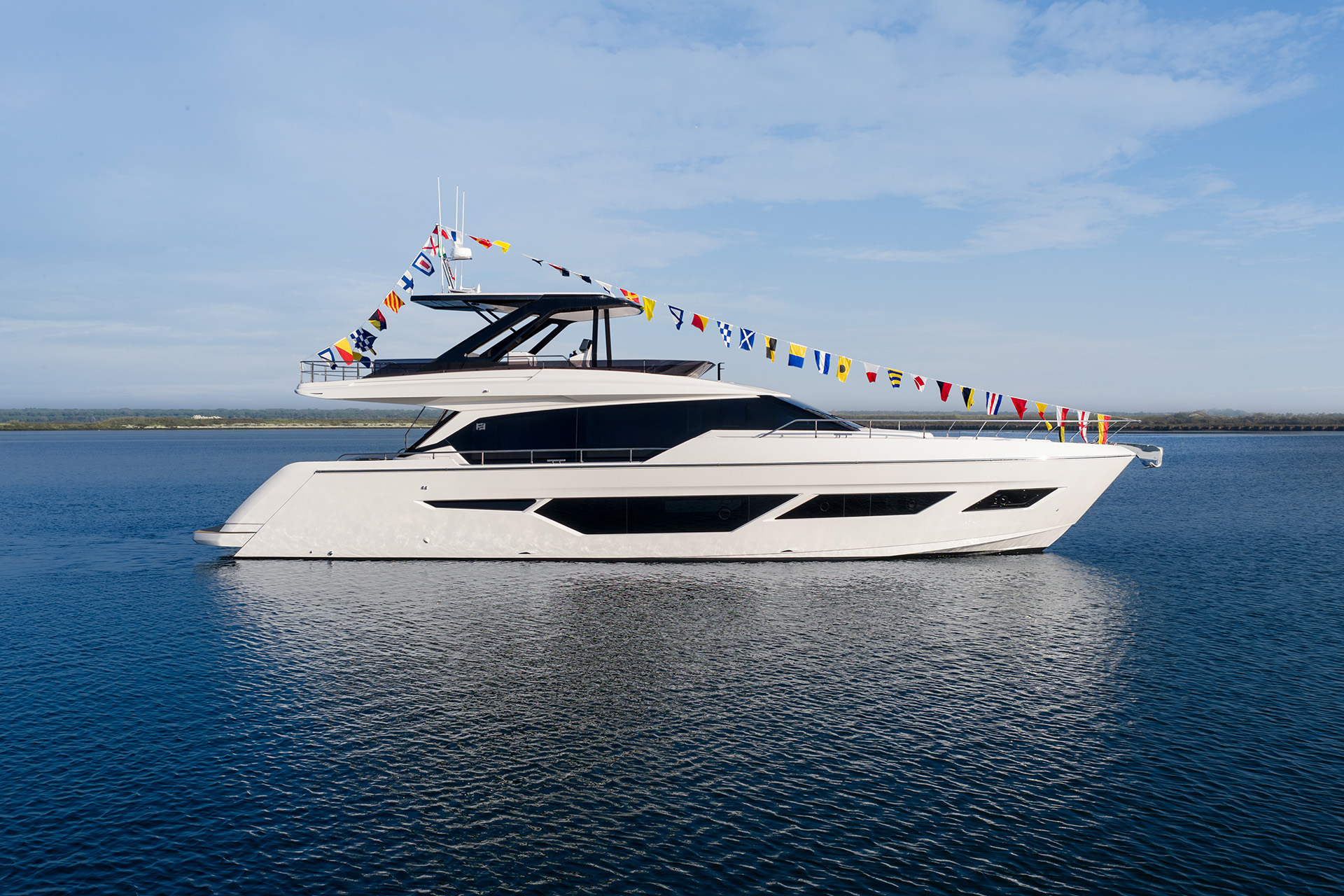 <div>New Ferretti Yachts 720 launched.</div>
