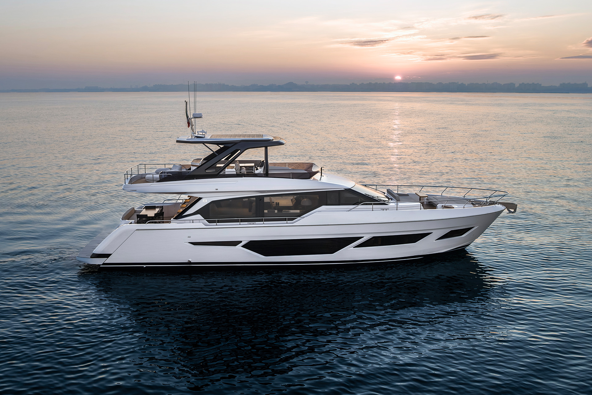 Ferretti Yachts 720: comfort and space at the core of a new on-board experience.<br />
 
